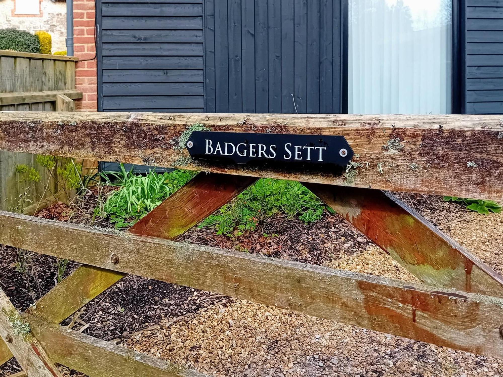 Badgers Sett Brook Villa Brook  Exteriör bild